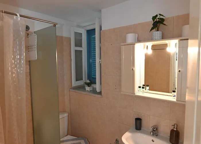 Marina's Appartement Tínos