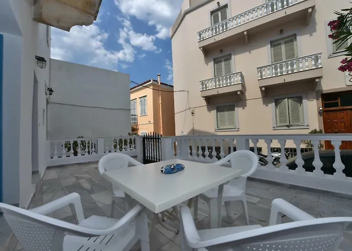 Marina's Appartement Tínos